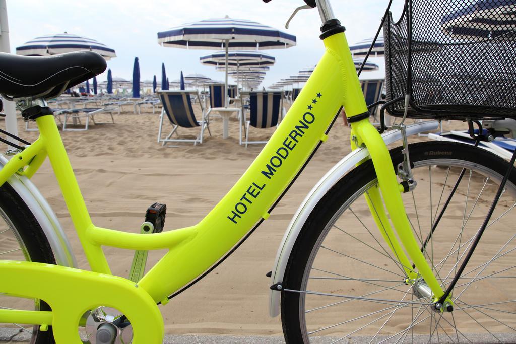 Hotel Moderno Lido di Jesolo Exterior foto